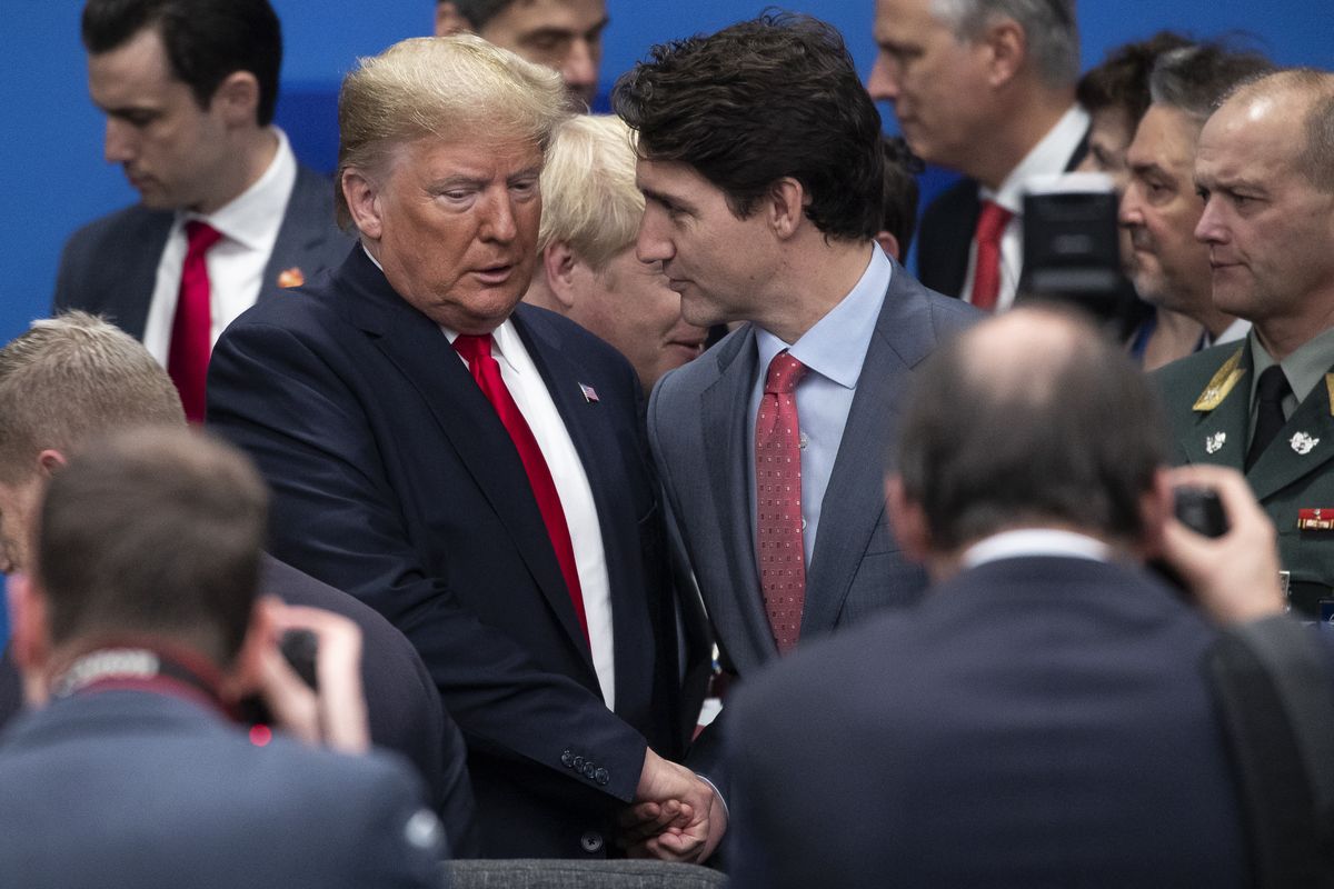 Donald Trump powiela teorie spiskową o Justinie Trudeau