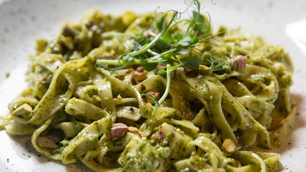 Zdrowe sosy do makaronu bez gotowania