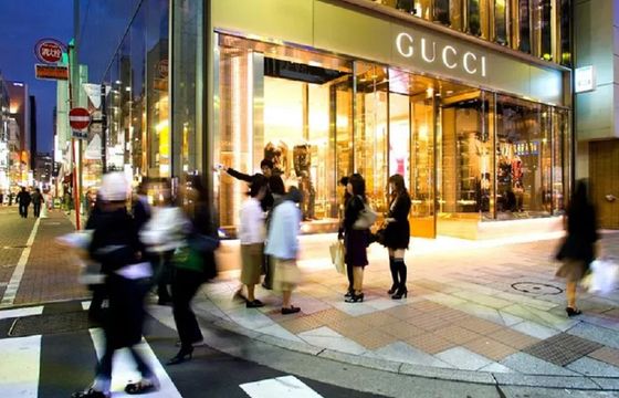 Publicis Groupe przejmuje globalne budżety mediowe Gucci i Balenciagi