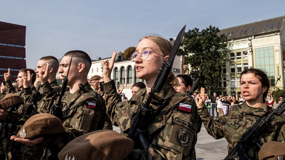 Przysi?ga WOT we Wroc?awiu27.09.2021 Wroclaw Przysiega  16 Dolnoslaskiej Brygady Obrony Terytorialnej we Wroclawiu  fot. Krzysztof Kaniewski/REPORTERKrzysztof Kaniewski/REPORTER 
