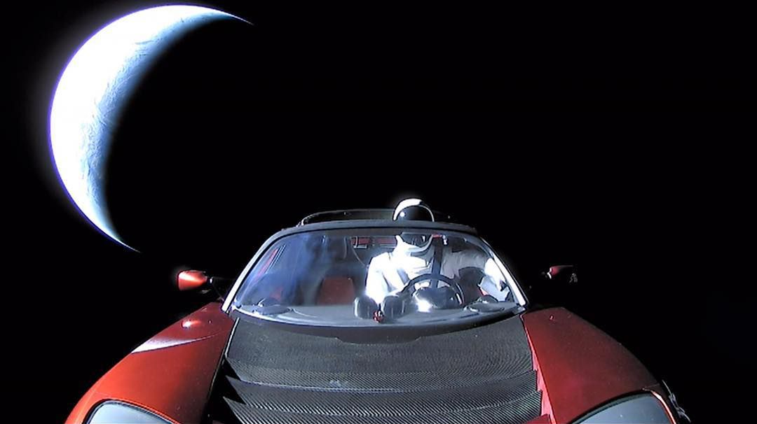 Tesla Roadster w kosmosie? Tak! To zdjęcie jest prawdziwe