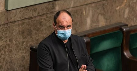 Podkupują posła Kukiza. Polityk Lewicy ujawnia