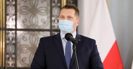 Kiedy powrót do szkół? Przemysław Czarnek: Take it easy