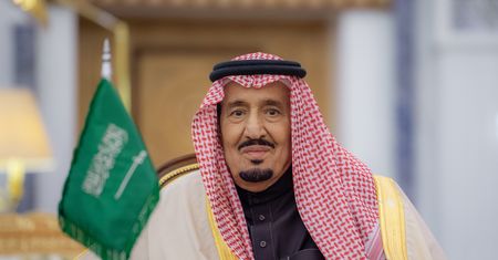 Saudowie osamotnieni w OPEC+. Poświęcili udział w rynku dla podbicia cen