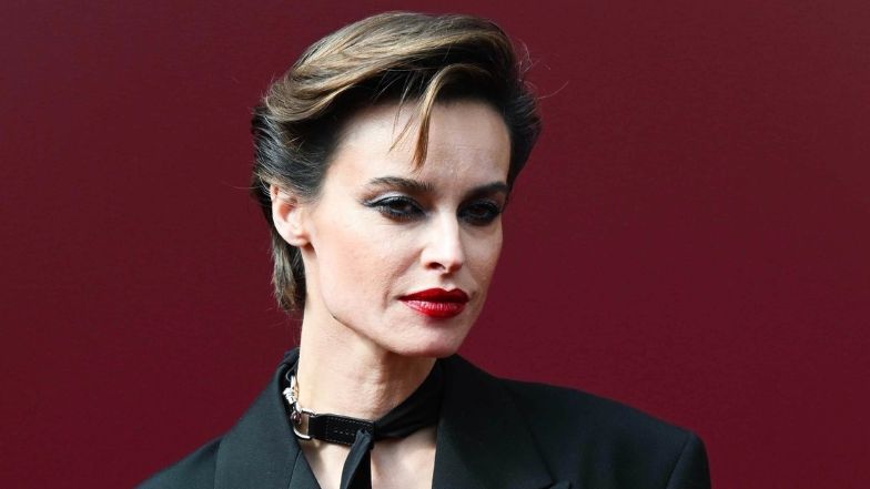 Kasia Smutniak z córką na pokazie.