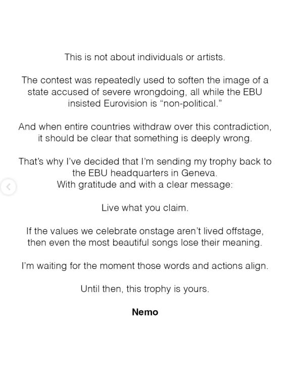 Nemo oddaje statuetkę