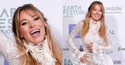 Przyodziana w obrusową sukienkę Marcelina Zawadzka pląsa na ściance Earth Festival (ZDJĘCIA)