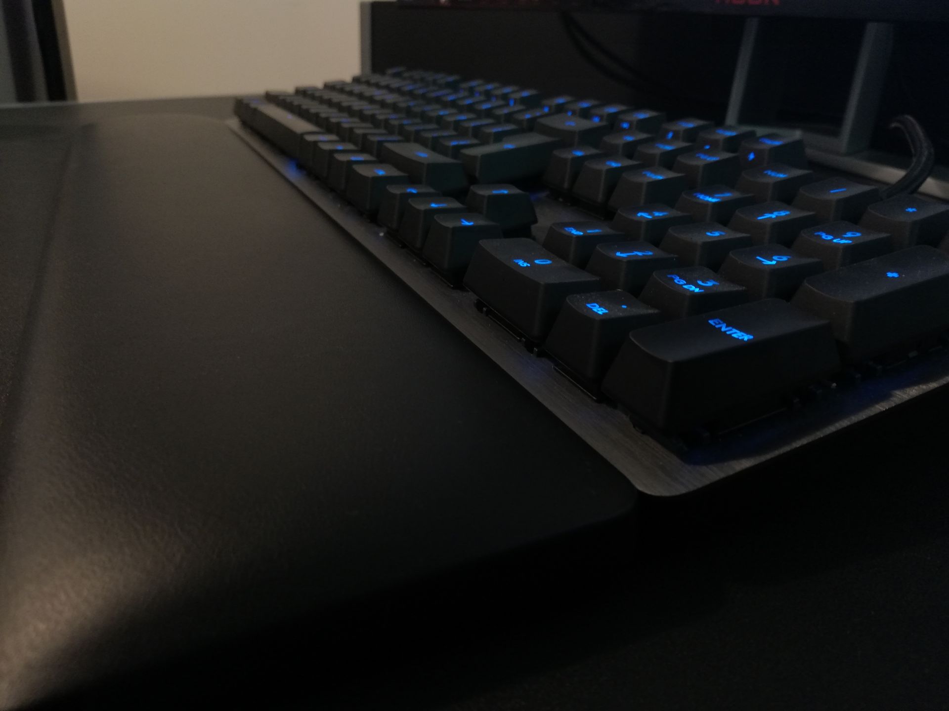 Logitech G513 z przełącznikami Romer-G i lotniczy stop - pierwsze wrażenia 3