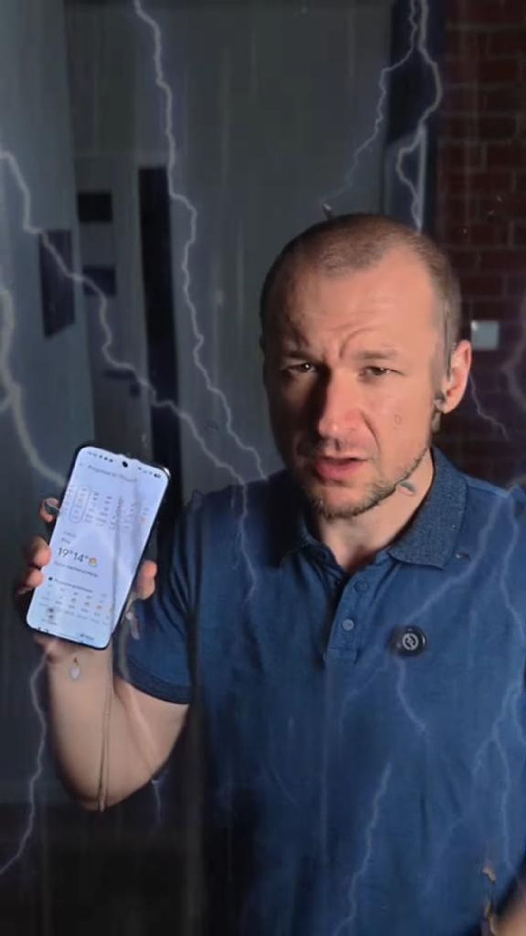 Aplikacje pogodowe nas zwodzą. Co naprawdę oznacza "20 proc. szans na deszcz”?