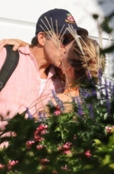 Blake Lively i Ryan Reynolds imprezują u Taylor Swift