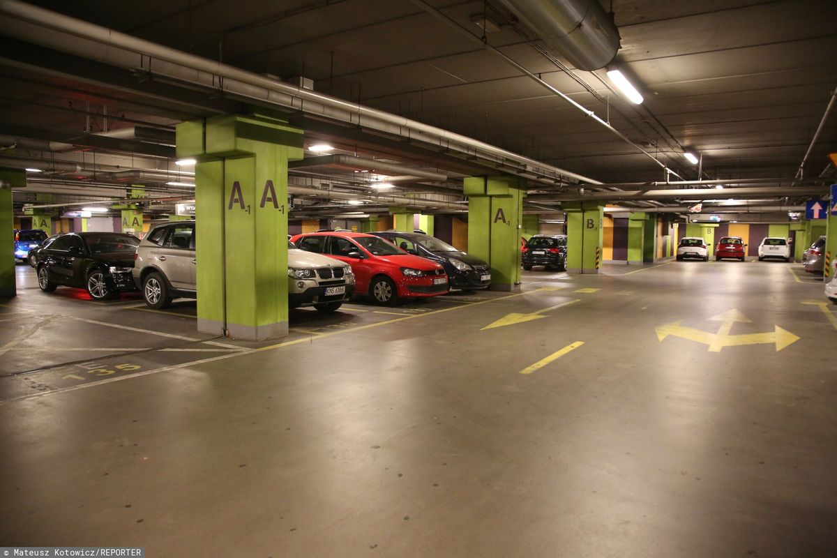 Nie wszystkie parkingi podziemne są dostosowane do elektryków