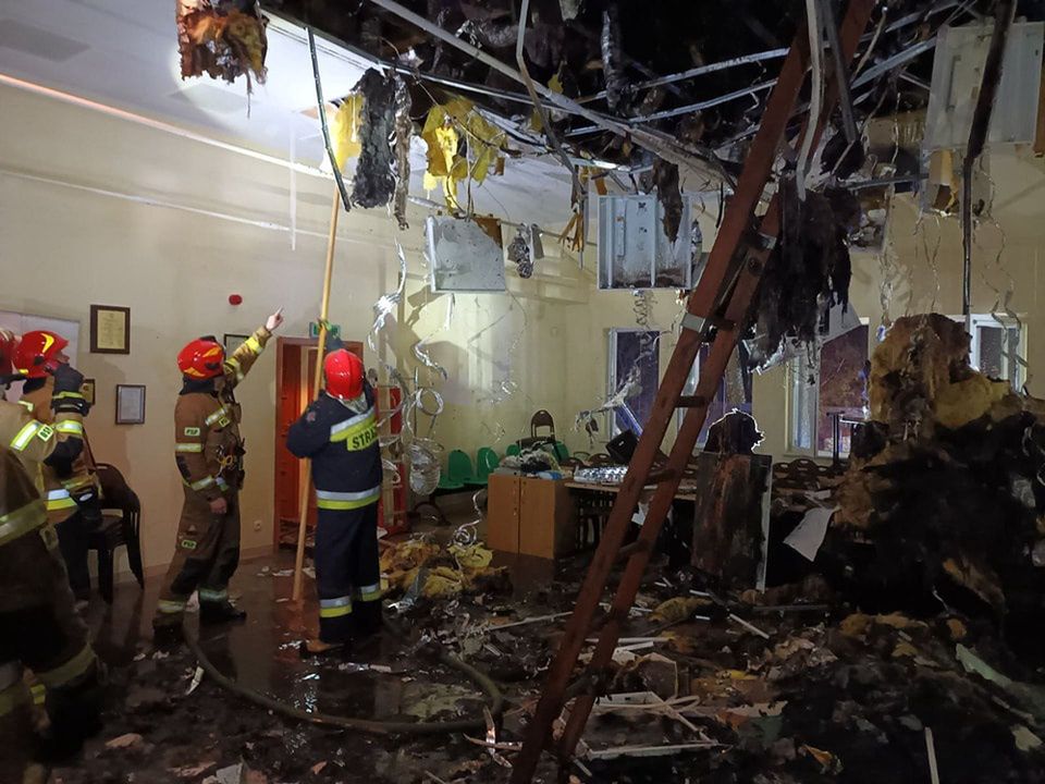 Pożar skarbówki. W akcji 16 zastępów straży pożarnej