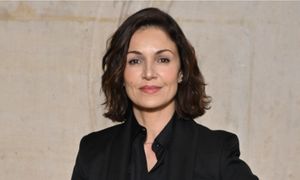 Nadia Fares została znaleziona nieprzytomna na dnie basenu. Słynna aktorka jest w śpiączce i WALCZY O ŻYCIE