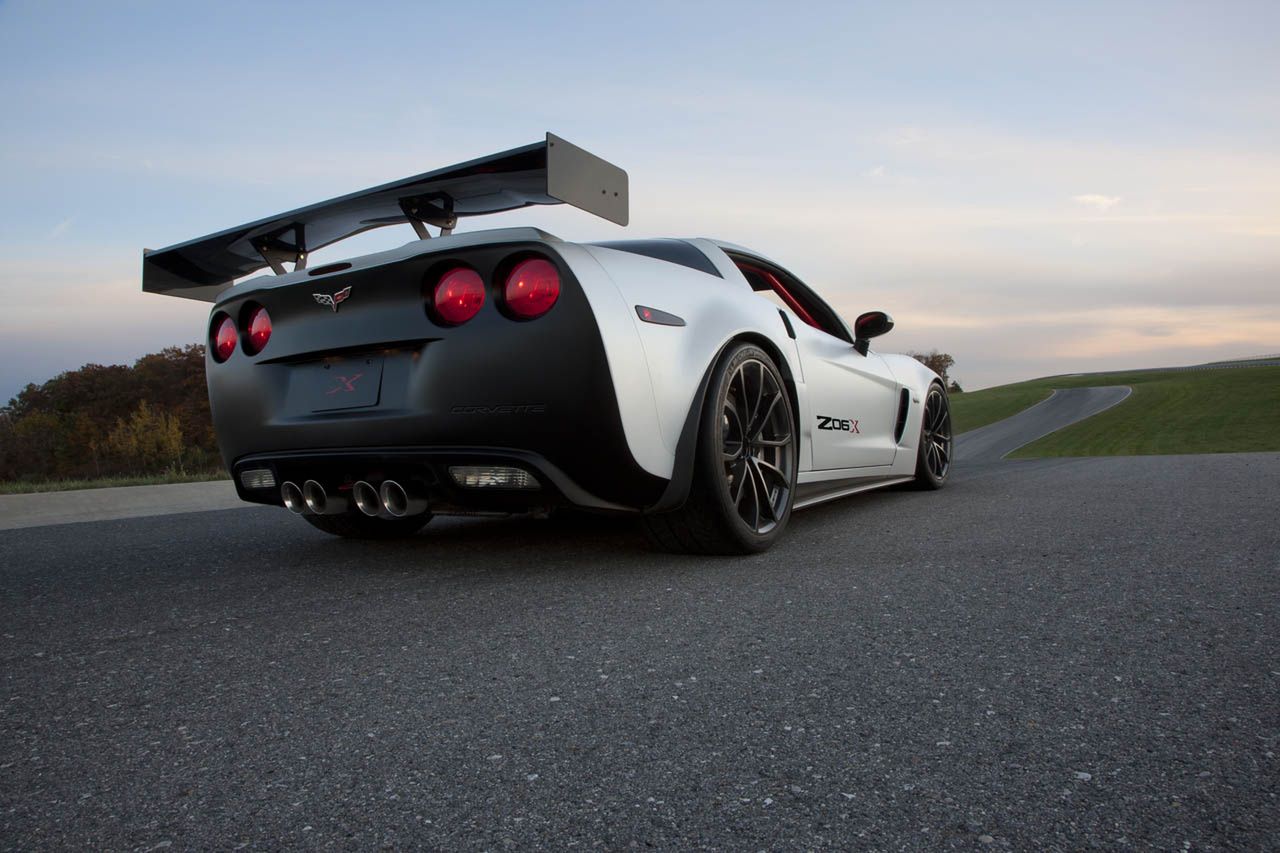 Corvette Z06X Track Car Concept. (11/01/2010)