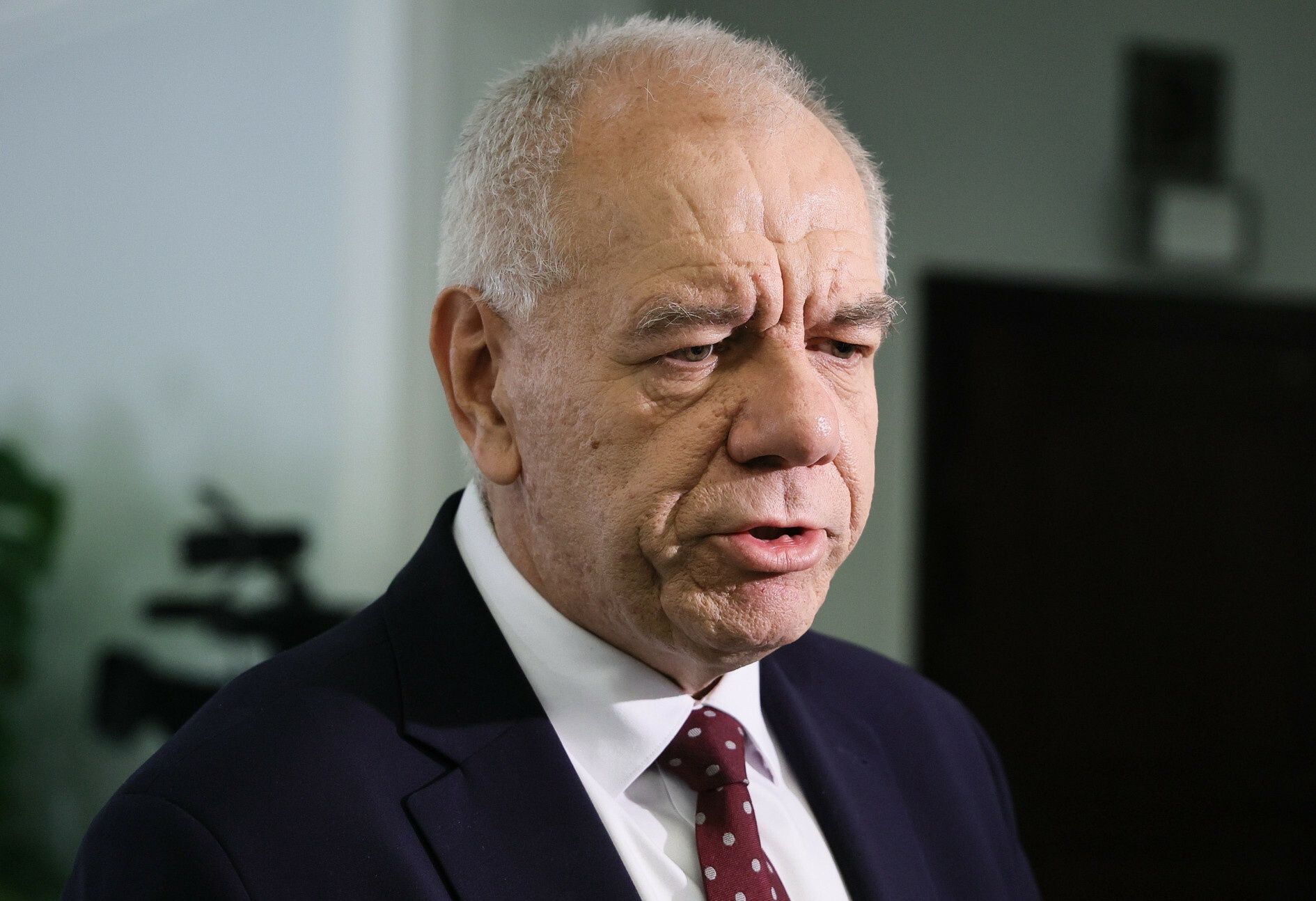 Sasin wstrzymuje decyzje PiS? Co dalej z Kaczyńskim?