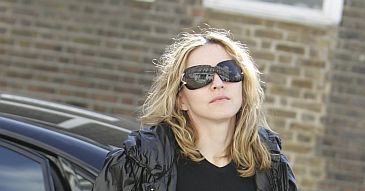 Chowajcie dzieci. Madonna znowu adoptuje!