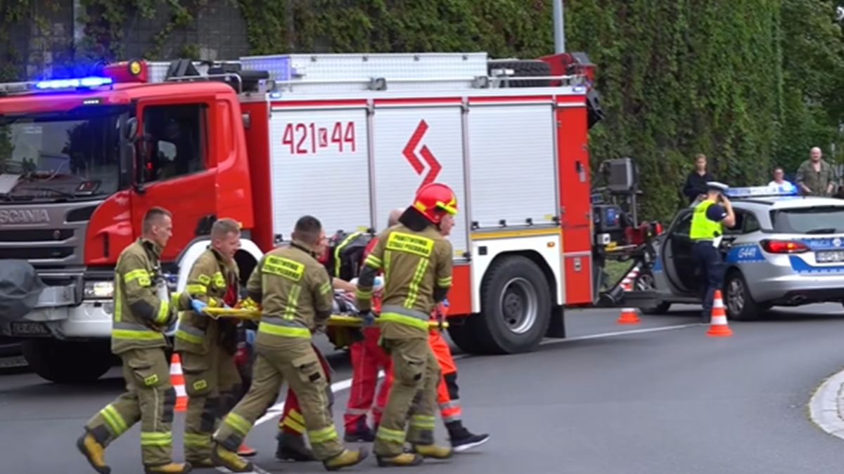 W Chrzanowie pod kołami autobusu zmarł 5-latek.