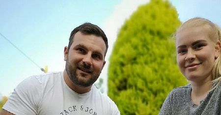 Ma cztery miesiące i już stoi o własnych siłach. Jej tata twierdzi, że jest najsilniejszym dzieckiem na świecie
