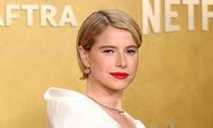 Postawiła na mocny akcent. Czerwona szminka wraca do łask