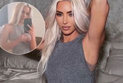 Kim Kardashian pokazała się w prześwitującej sukience. Musiała zasłaniać biust dłonią