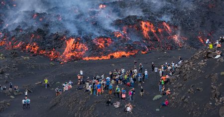 Etna nie daje za wygraną. Kryzys trwa już siódmy dzień