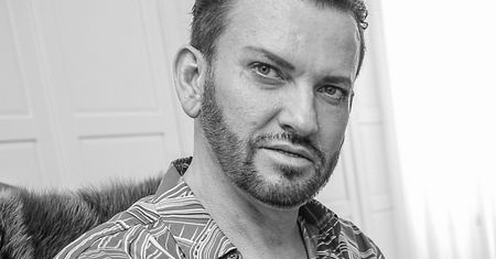 Gabriel Seweryn odszedł nagle w szpitalu. "Nie wiedziałem, co się działo w ostatnich miesiącach z Gabrielem. Dziś żałuję" - mówi reżyser "Królowych życia"