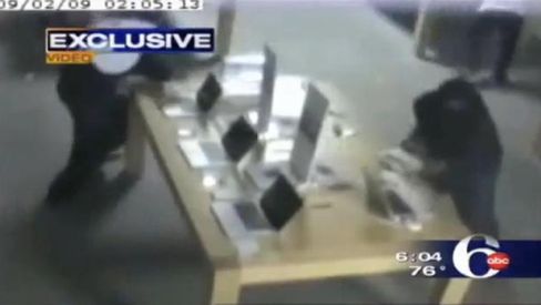 Sklep Apple obrabowany w 31 sekund 1