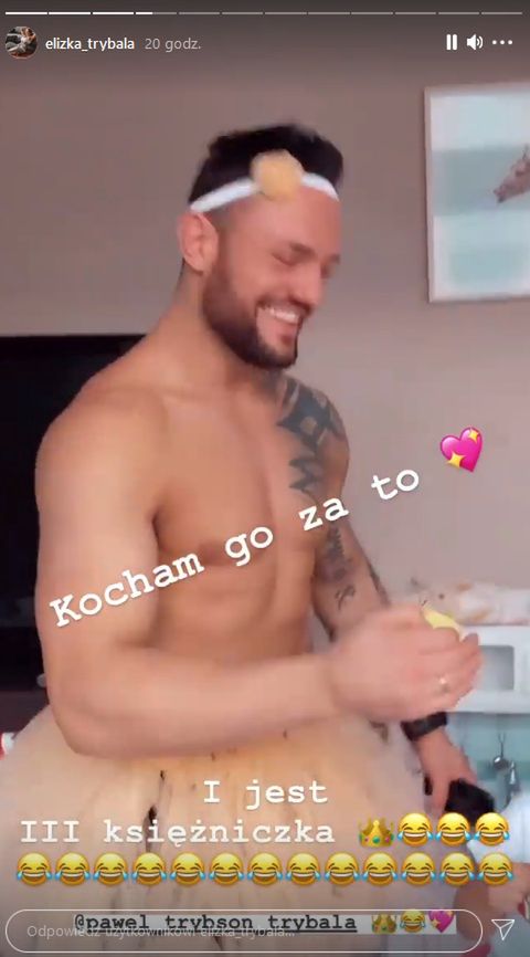 Trybson topless, w spódniczce tutu
