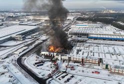 Pożar ogromnej hali. Wojewoda i straż przekazują szczegóły