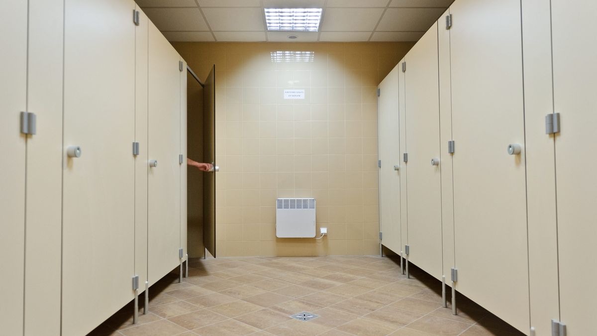 Szalet miejski/ zdjęcie ilustracyjne