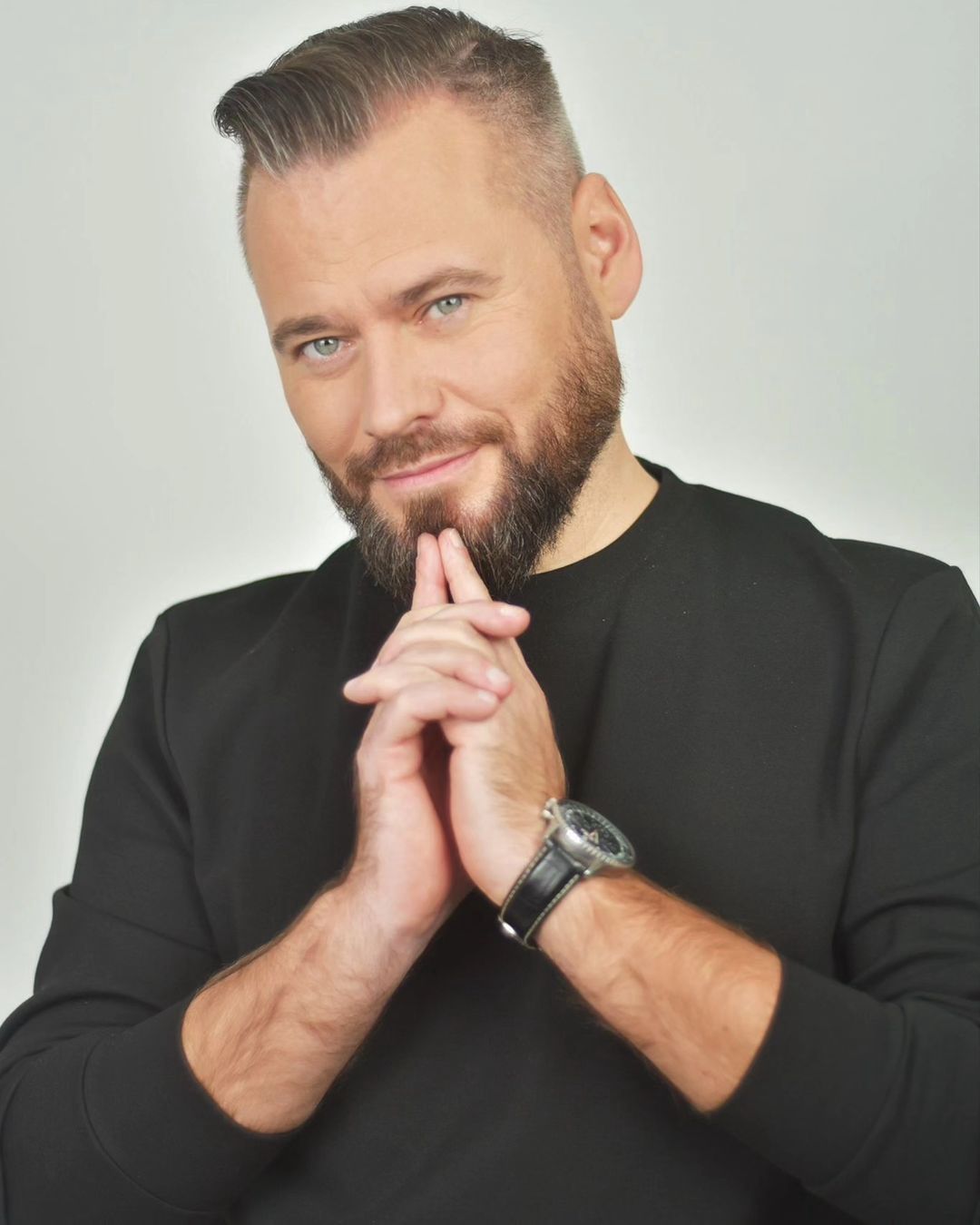 Krzysztof Stanowski krytykuje telewizje
