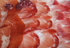 Fałszerstwo wędlin. Polska szynka była przerabiana przez Włochów na parmeńską