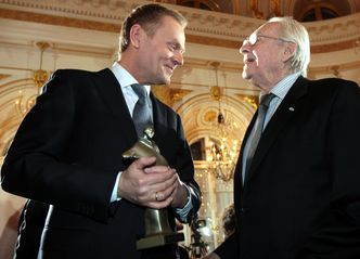 Donald Tusk laureatem Wiktora 2011