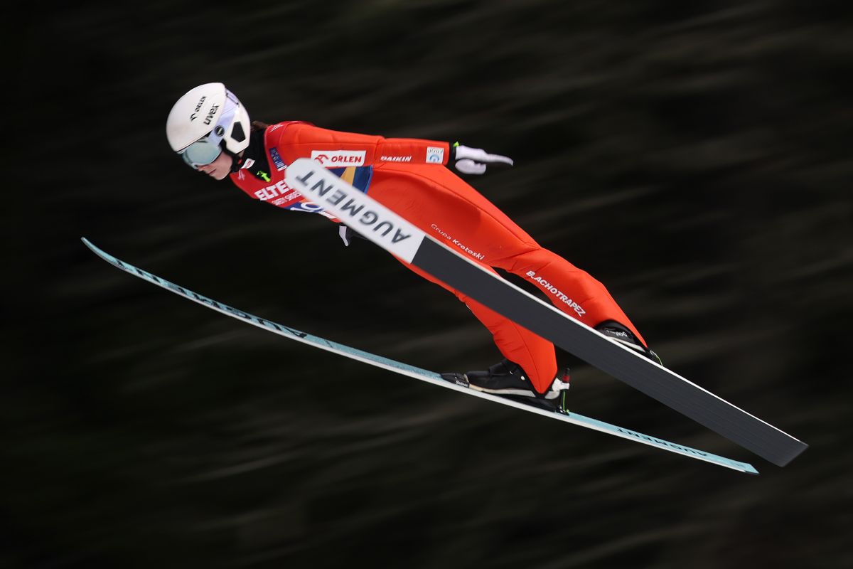 Dobre wieści z PŚ w skokach. Udany występ Anny Twardosz i Poli Bełtowskiej