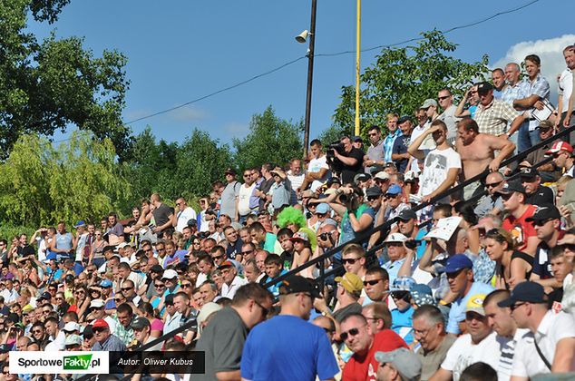 Stadion Kolejarza rzadko wypełniał się tak licznie