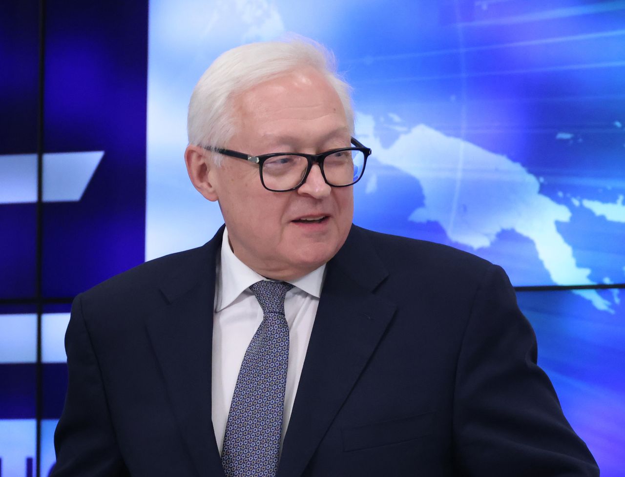 Riabkow w Pekinie: Rosja gotowa na świat bez kontroli zbrojeń nuklearnych