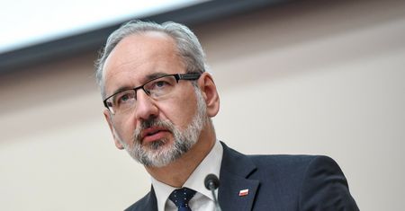 Alarmujące doniesienia o nowym wariancie COVID-19. Adam Niedzielski zabrał głos