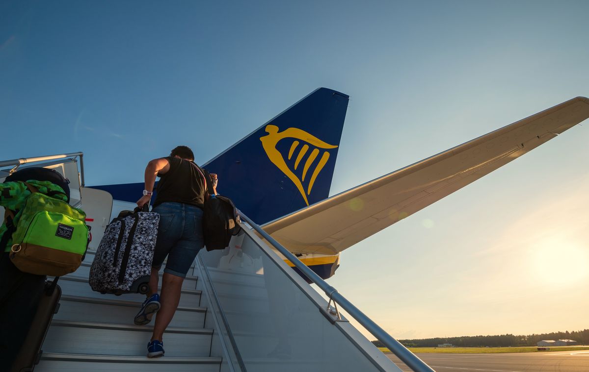 Polacy chętnie podróżują Ryanairem ze względu na niskie ceny biletów
