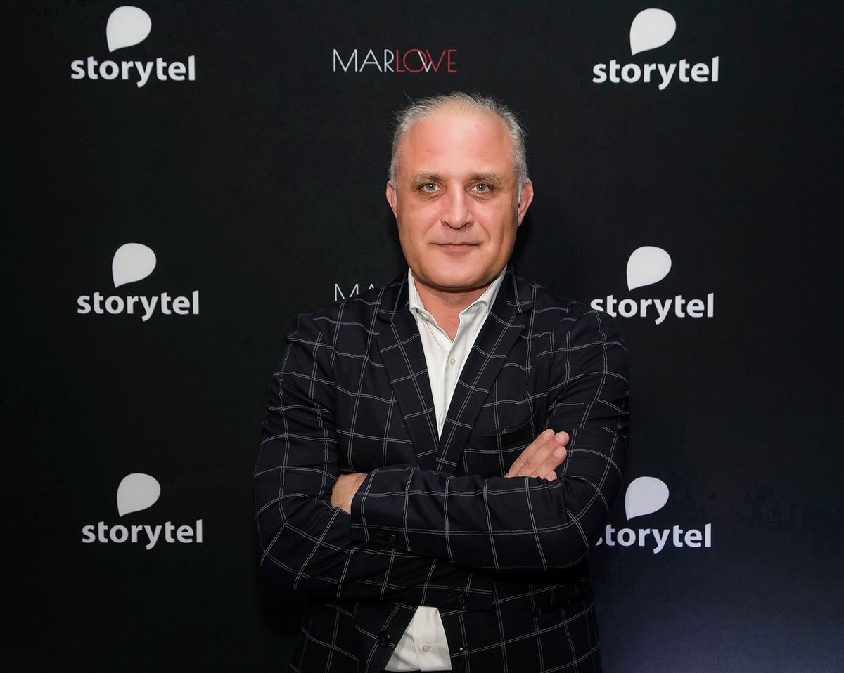 Storytel zaprasza do Zakopanego na spotkanie z Przemysławem Bluszczem i kultowym detektywem Marlowe