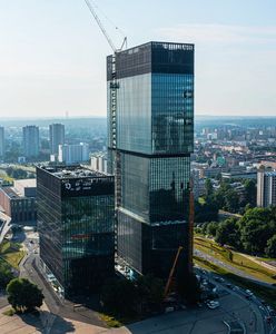 Katowice. Prace finiszują, najwyższy budynek w regionie prawie gotowy