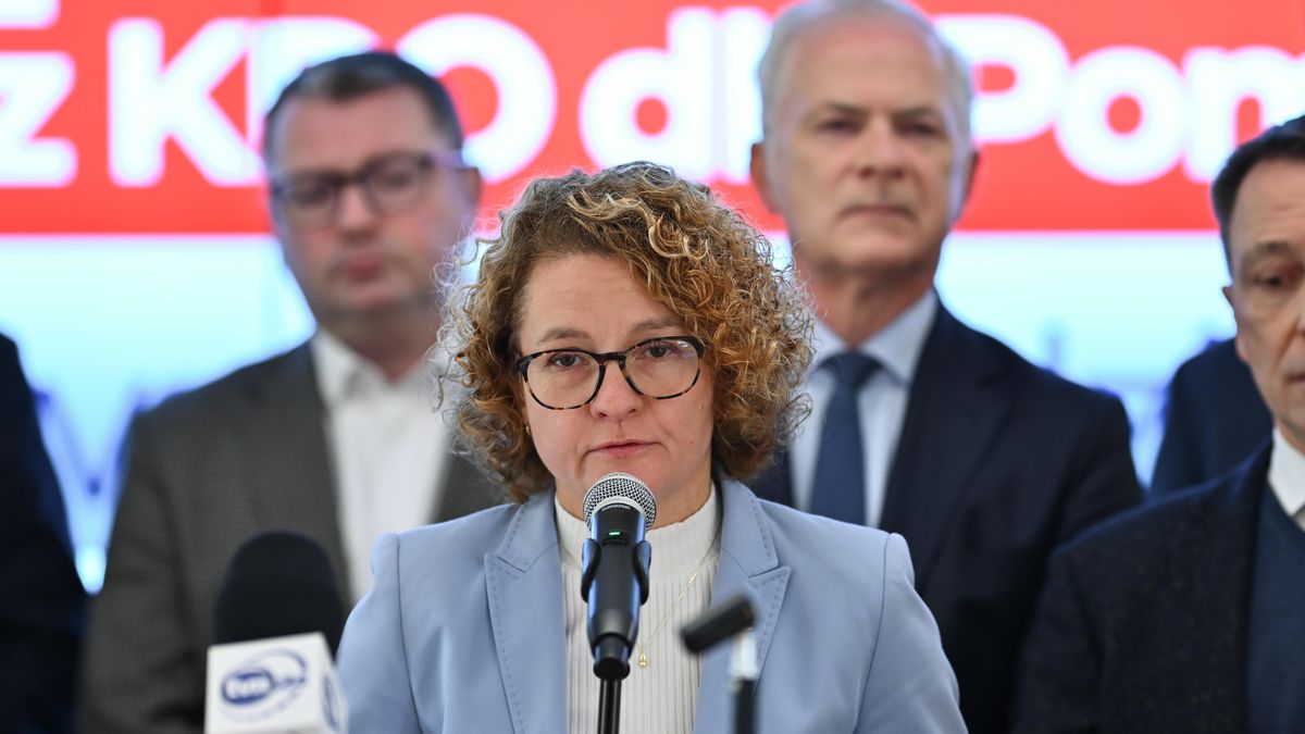 Magdalena Czarzy�ska-Jachim
Gda�sk, 20.10.2025.  Prezydent Sopotu Magdalena Czarzy�ska-Jachim na konferencji prasowej podsumowuj�cej dwa lata rz�d�w Koalicji Obywatelskiej, 20 bm. w Gda�sku. Na spotkaniu zaprezentowane zosta�y najwa�niejsze osi�gni�cia rz�du w ci�gu minionych dw�ch lat dotycz�ce Regionu Pomorskiego. (doro) PAP/Marcin Gadomski
Marcin Gadomski
Czarzy�ska Jachim, dwa lata, KO, koalicja obywatelska, koalicji obywatelskiej, konferencja konferencji, na pomorzu, platforma obywatelska, PO, podsumowanie, podsuwmowanie 2 lat, polityk, polityka, pomorska, samorz�dowiec