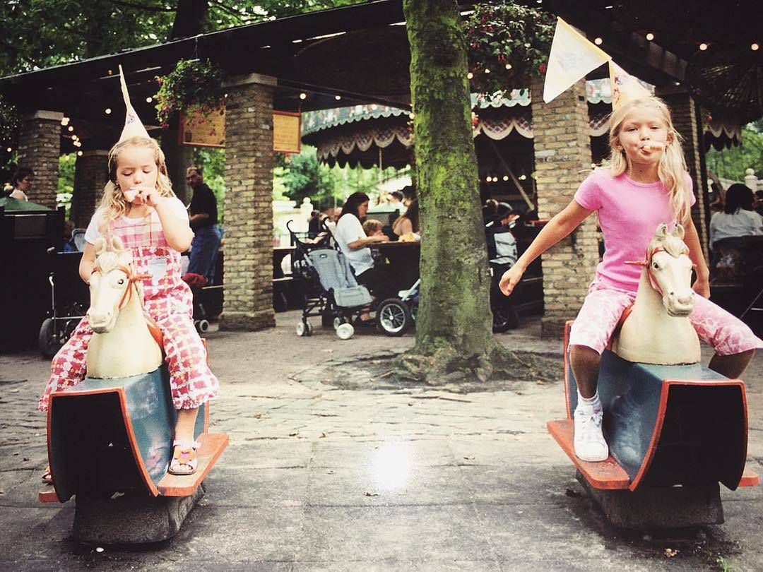 Joann van den Herik i Gigi Hadid w dzieciństwie