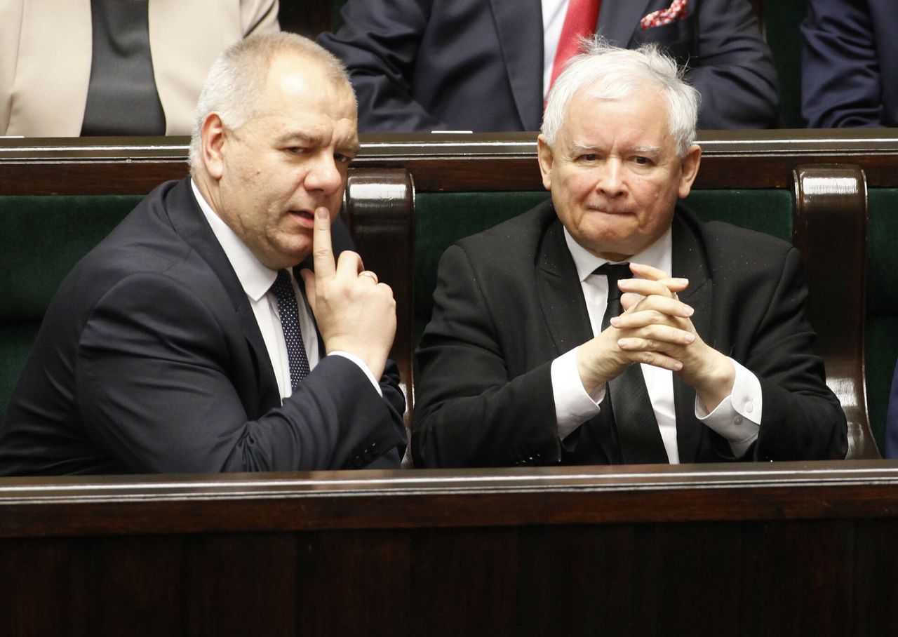 Kadrowa karuzela w państwowych spółkach. Badania wskazują, że to szkodliwe zjawisko