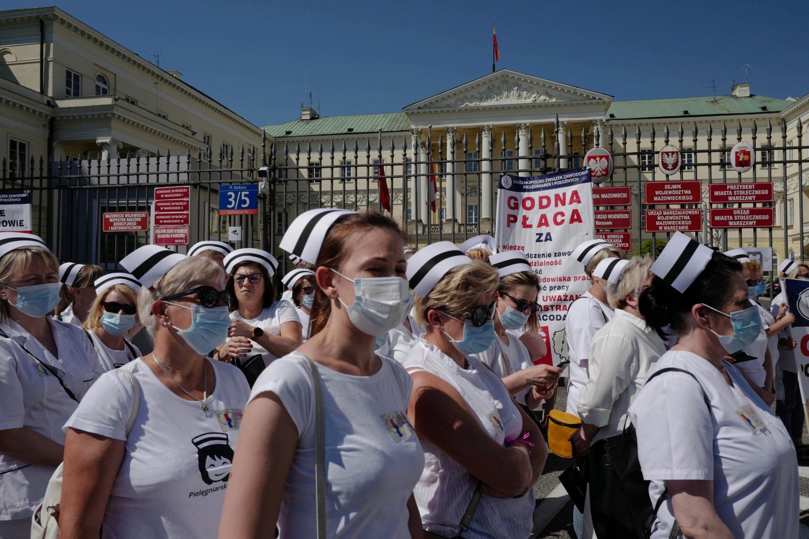Protest pracowników ochrony zdrowia w Warszawie