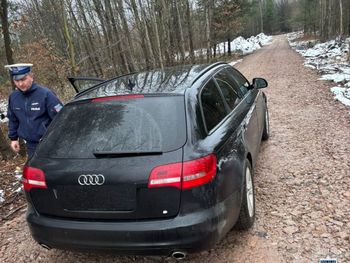 Suchedniów: Policyjny pościg za audi. 27-latek poniesie poważne konsekwencje