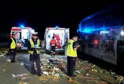 Groźny wypadek pod Piotrkowem Trybunalskim. TIR wjechał w autobus z dziećmi