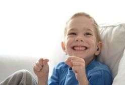 "Skończył się sprint o życie, a zaczęła walka o samodzielność". Rodzice wcześniaka o bitwie z systemem