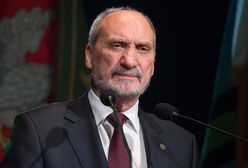 Antoni Macierewicz: Wojciech Jaruzelski i Czesław Kiszczak stracą stopnie generalskie. Użytkownicy WP wypowiedzieli się w tej sprawie
