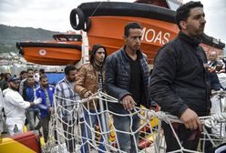 Włochy: 50 nielegalnych imigrantów wywołało zamieszki na promie