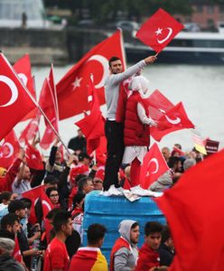 Zwolennicy Erdogana zebrali się na demonstracji w Kolonii